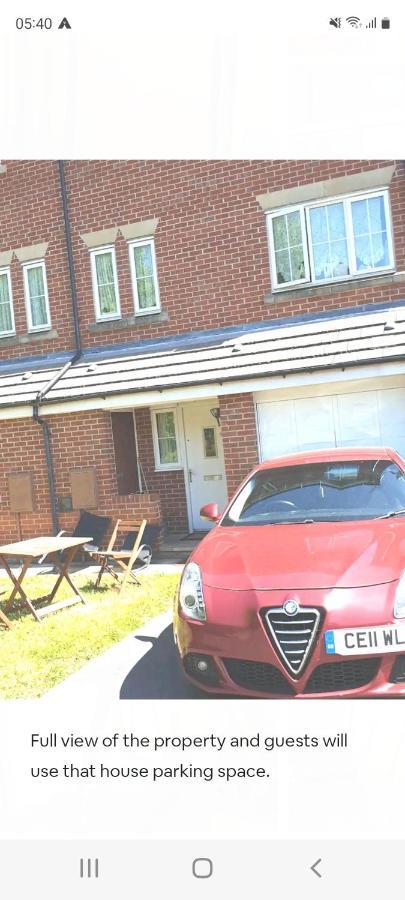 Mel'S Springfield Home Manchester Buitenkant foto